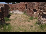 05957 ostia - regio iii - insula vii - domus fulminata (iii,vii,3-4) - raeume (b) - blick ri norden - 06-2024.jpg